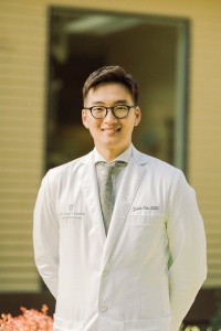 Dr. Yunki Cho, DDS